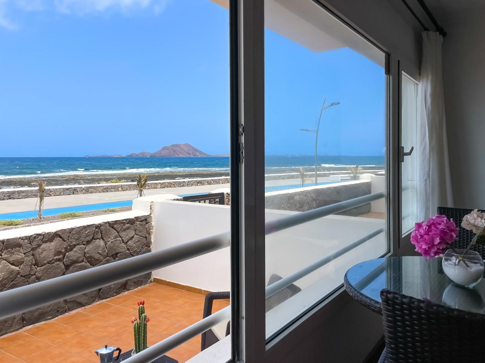Marine Bristol By Best Holidays Fuerteventura Corralejo Exterior foto